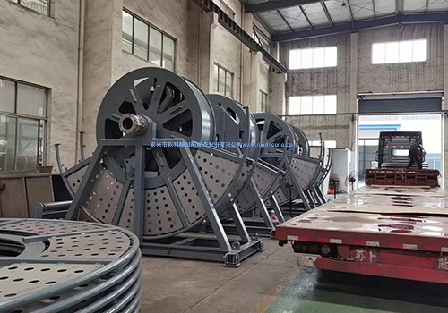 4套5寸电动软管绞车发往招商重工海门基地.jpg