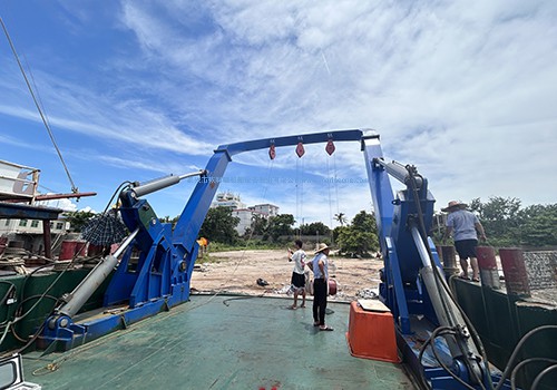 船用吊机15T A型吊