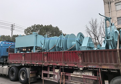 58mm液压起锚系泊组合机发往舟山