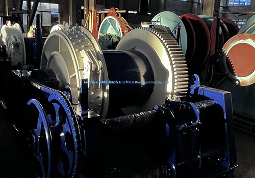 200KN液压起升绞车发货了